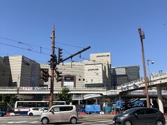 新幹線開業ですっかり様変わりしてしまった長崎駅前。