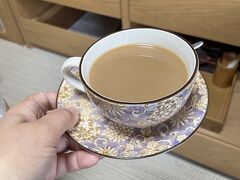 金比羅さん参道にある敷島館の朝
部屋のコーヒーカップまで素敵です&#9749;️