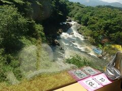 　変わらぬ清らかな白川の流れを、チラリと眺めるにとどまりました。