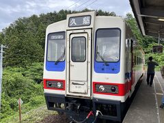 こちらの「三陸鉄道」に乗ります。