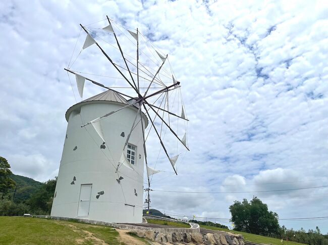 オリーブ園からオリーブ公園へやって来ました。<br />ホテルで知り合った台湾人夫婦と再会、ほうきを持って登場。<br />台湾でもジブリは人気なんだ！