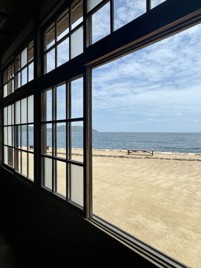 窓からの眺め。最高やん！<br />映画のセットよりこのロケーションが最高です。