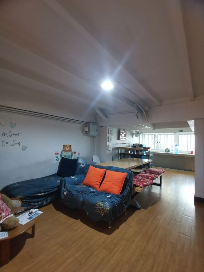 Stayin hostel Chiangrai <br />ステイイン　ホステル　チェンライ<br /><br />共有スペース　貸切～。