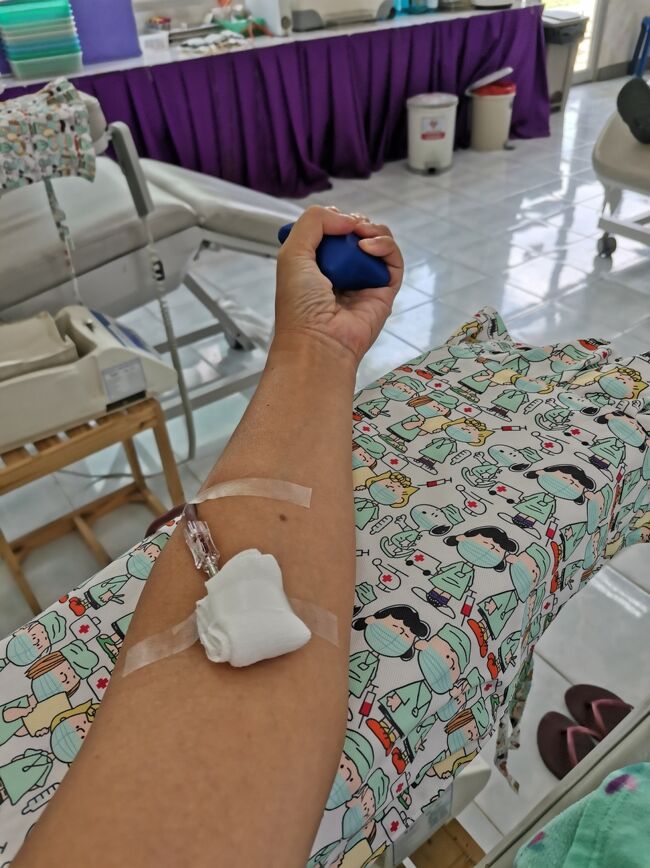 Red Cross blood donation chiangray  near hospital <br />赤十字献血センター　チェンライ チェンライ病院近く<br /><br />