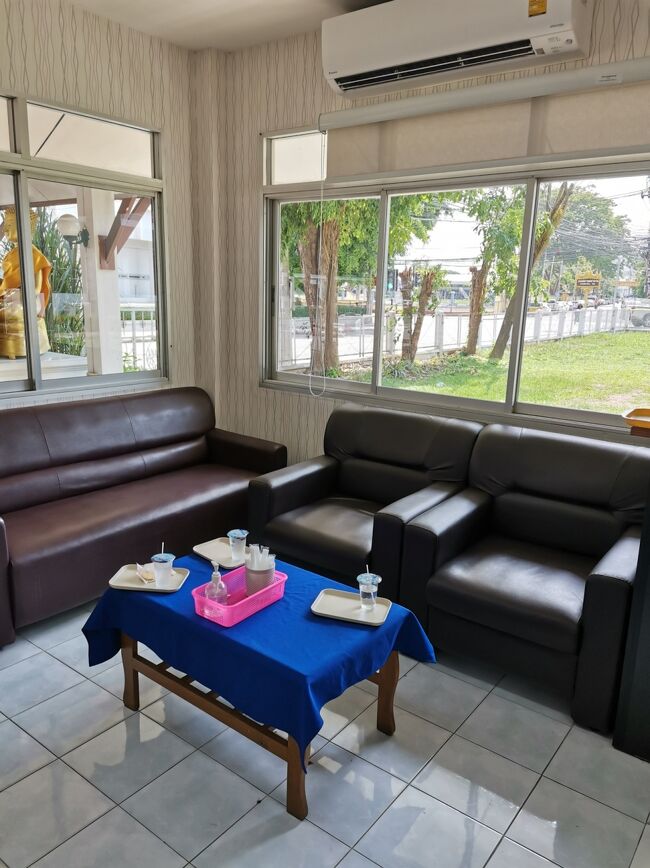 Red Cross blood donation chiangray  near hospital <br />赤十字献血センター　チェンライ チェンライ病院近く<br /><br />エアコンが効いてサバーイサバーイ