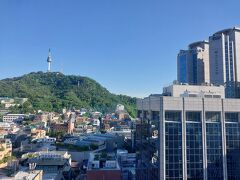 ソウル2日目、快晴です。このホテルは部屋からの眺めがすごく良き。
