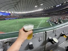 東京ドーム　ビール1杯９００円

この日は５杯飲んだ　ビールだけで4500円
