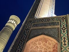 カラーン モスク