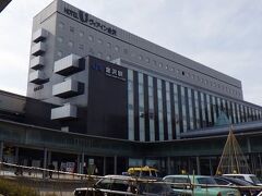 金沢駅
東口。
東側から見たのは初めて。
鼓門のある西側からは見ていたが。