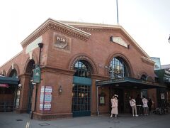 軽食っぽくないちゃんとしたご飯を食べたいと思い
「レストラン櫻」へ入れるか確認、、、