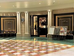 大阪・西梅田『HERBIS PLAZA』1F【BLT STEAK OSAKA】

2019年6月21日に『ハービスプラザ』にオープンした
NY発ステーキハウス【BLTステーキ大阪】の写真。