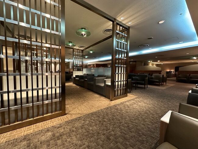 さくらラウンジ閉鎖中で飛鳥ラウンジ、いまいち