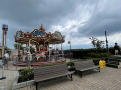 8時くらいに家を出発！
やはり、環八が渋滞していたり、東名高速も渋滞で…
10時半くらいに御殿場に到着。

共働きになってから、互いに使える金額が増えたので（笑）
近頃、洋服を買いまくっておりました。。。

なので、物欲ないよねーーー
なーんて言っておきながら、やはり互いに洋服を買ってしまうというダメ夫婦。

雲が多くて、黒い雲もあり
お天気が心配