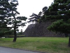 江戸城の富士見櫓。きれいですね。