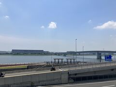 多摩川スカイブリッジがテラスから見えます。
一度渡ってみたい！