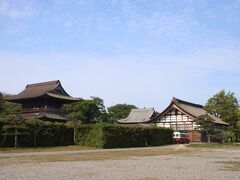 曹洞宗高岡山瑞龍寺
am7:50
開門前なので横から山門、仏殿、大庫裏