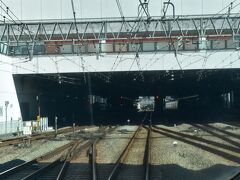 相模大野駅、こちらは通過です。