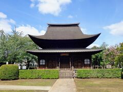 大善院から徒歩６分、東村山市の正福寺にある千体地蔵堂を見てきました。

実はこの千体地蔵堂、東京都には２つしかない国宝建造物のひとつなんです。
(もう一つは赤坂離宮迎賓館)

普段はお目にかかれませんが、地蔵堂の中には千体のお地蔵さまがいらっしゃるそうです。