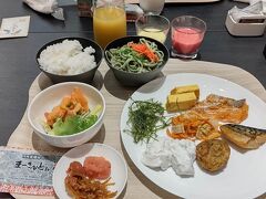 ３日めの朝食は、和食の沖縄料理を中心に選択しました。