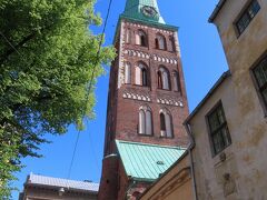 てっぺんまで入れるのに苦労しました。