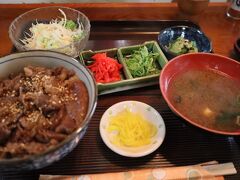 牛丼小

お肉がおいしい！