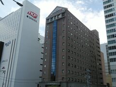 本日宿泊のホテルJALシティ仙台

最近、近道もできて仙台駅からも歩いて3分くらいで便利になりました。
荷物をおいて北山五山のお寺めぐりへ