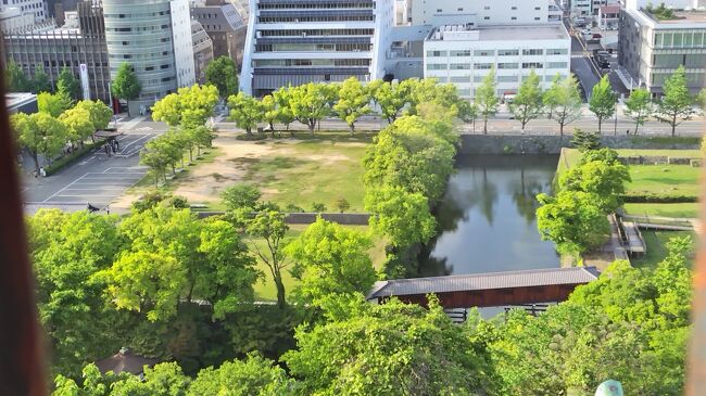 天守閣からの御橋廊下と紅葉渓庭園・紅松庵のエリア。<br /><br />夕方で時間切れで入れなかったので、また行きたいですね。