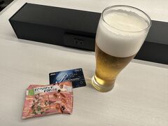 4月度に入り、
プラチナステータスを手に入れて初めてのANAラウンジ。
SFCにも入って、これから活用していこう。