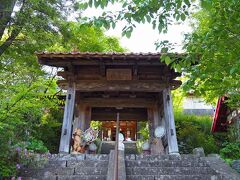 そして、目的の「雲林寺」に到着。
「猫寺」とも言われています。

◇雲林寺
https://www.facebook.com/neco.dera/