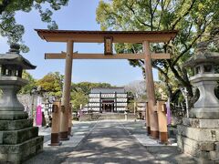 三柱神社