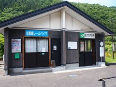 こちらは岩手和井内駅
先程の中里駅までは、廃線跡を利用したレールバイクが土日祝を中心に運航しているようです。