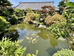 奥の和室で、かき氷など…