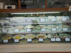 まだ紹介していなかった岐阜での美味しかったものを紹介します。

：F　（コロンF）
岐阜市にあるチーズケーキ専門店です。有名店で売り切れ次第お店が閉まります。