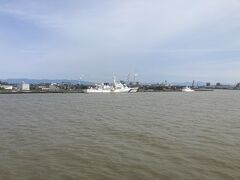 海保の船みながら新潟へ到着。