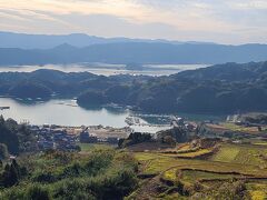 大浦の棚田。

棚田・海・空　息をのむようなきれいな風景。