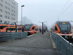 タリン観光2日目は、ホテルとは旧市街を挟んで反対側にあるバルト駅（タリン旅客駅）とバルト駅前市場へ。