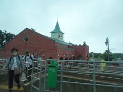 ウエスパ椿山駅に着きました