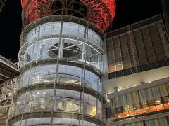 歩いて、高松駅まで戻り、駅前のマリタイムプラザでお土産などを買い、
夕飯を食べました。
