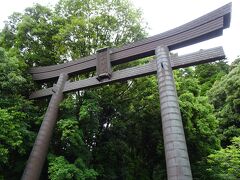 高千穂神社です。
神楽宿バス駐車場から わずか５分で到着です。