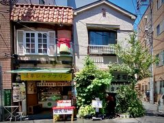 【浅草徘徊】

ここは浅草...


写真：金寿司と浅草シルクプリン...