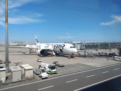 北極圏経由で羽田空港　第３旅客ターミナルに到着。
入国審査はあっけないほどにスムーズ。