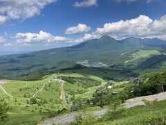 車山乗超から山頂までの道のりは結構な急登
蓼科山や白樺湖が美しい
車山はリフトで登ることができます。