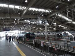 さて、突然風景は変わります。

今回、いろいろ優待を使った中で、羽田空港への移動も優待券を。
東急の株主優待券で、渋谷から蒲田まで移動しました。

東横線と多摩川線を乗り継ぎ、蒲田駅に到着。学生時代に池上線沿線に住んでいたので、よく使いましたね。