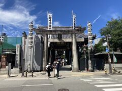 創建が757年と言われる古い神社で、博多の総鎮守として、多くの方々が参拝に来られます。
