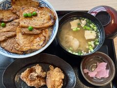 従姉妹とパルコシティへ！
ダイエット解禁からの肉は最高に美味しかった&#10024;