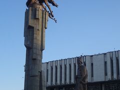 マナス王像（キルギス民族の英雄）