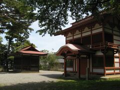 天津神社