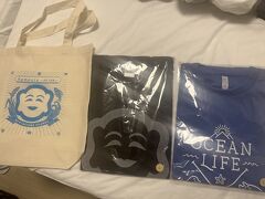 波照間の神様ミルク様のバッグがTシャツ2枚購入でもらえるとのことで。相方が欲しがっていたから。