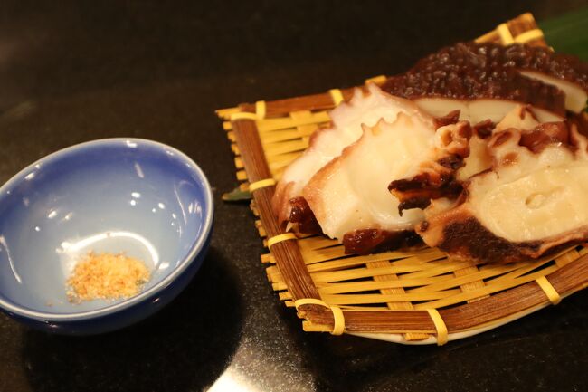 煮だこ<br />岩塩をつけて、日本酒で一杯　<br />旨～（＾－＾）<br /><br /><br />