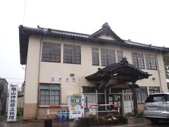 岩峅寺駅
大正10年に建築
